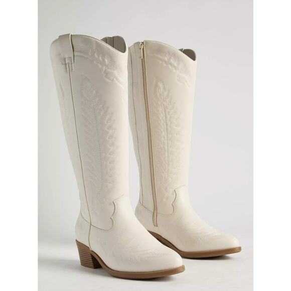 Torrid 9.5WW Wide Width Calf Western Embroidered Knee Boots Faux Leather Ivory - Picture 2 of 4
